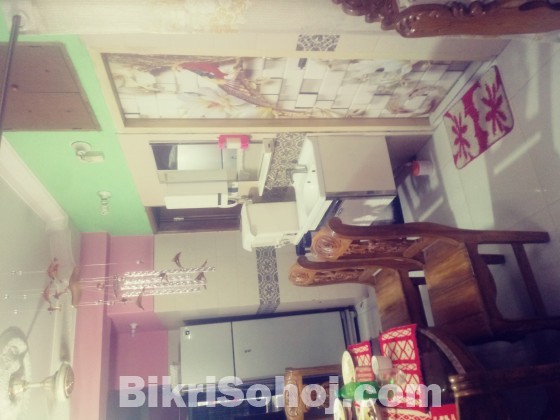 Ready flat sale with car parking & gas Line
